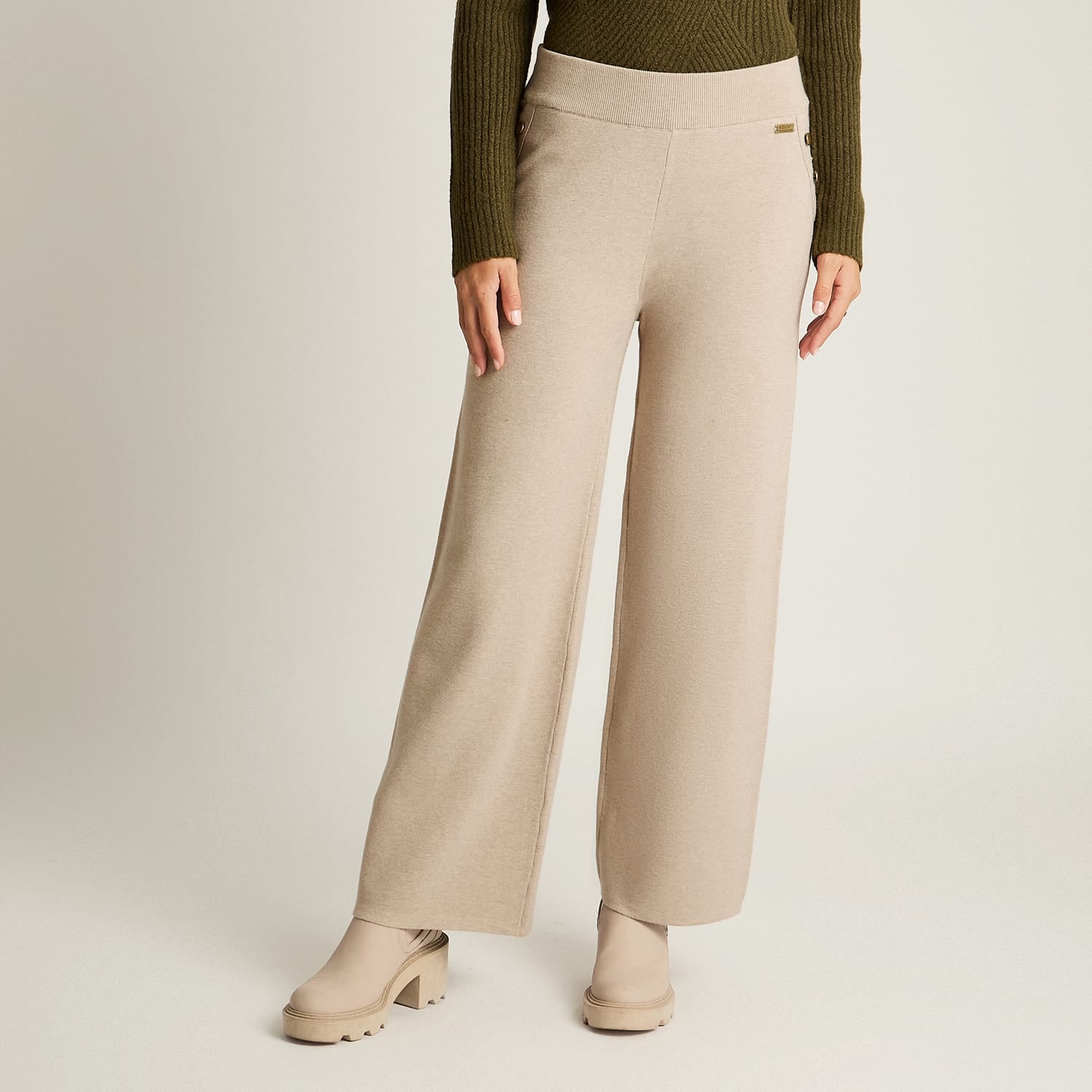 Pantalon Sport Beige Elasticidad Media Sin Forro Calce Normal Tela Tejido